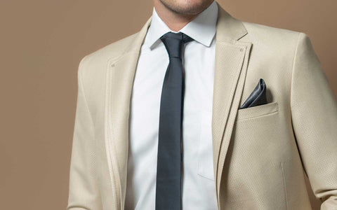 Trajes